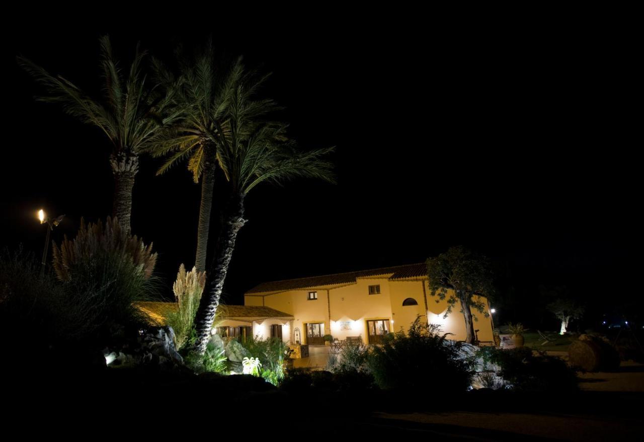 Agriturismo Antichi Granai Villa Calatafimi Exterior photo