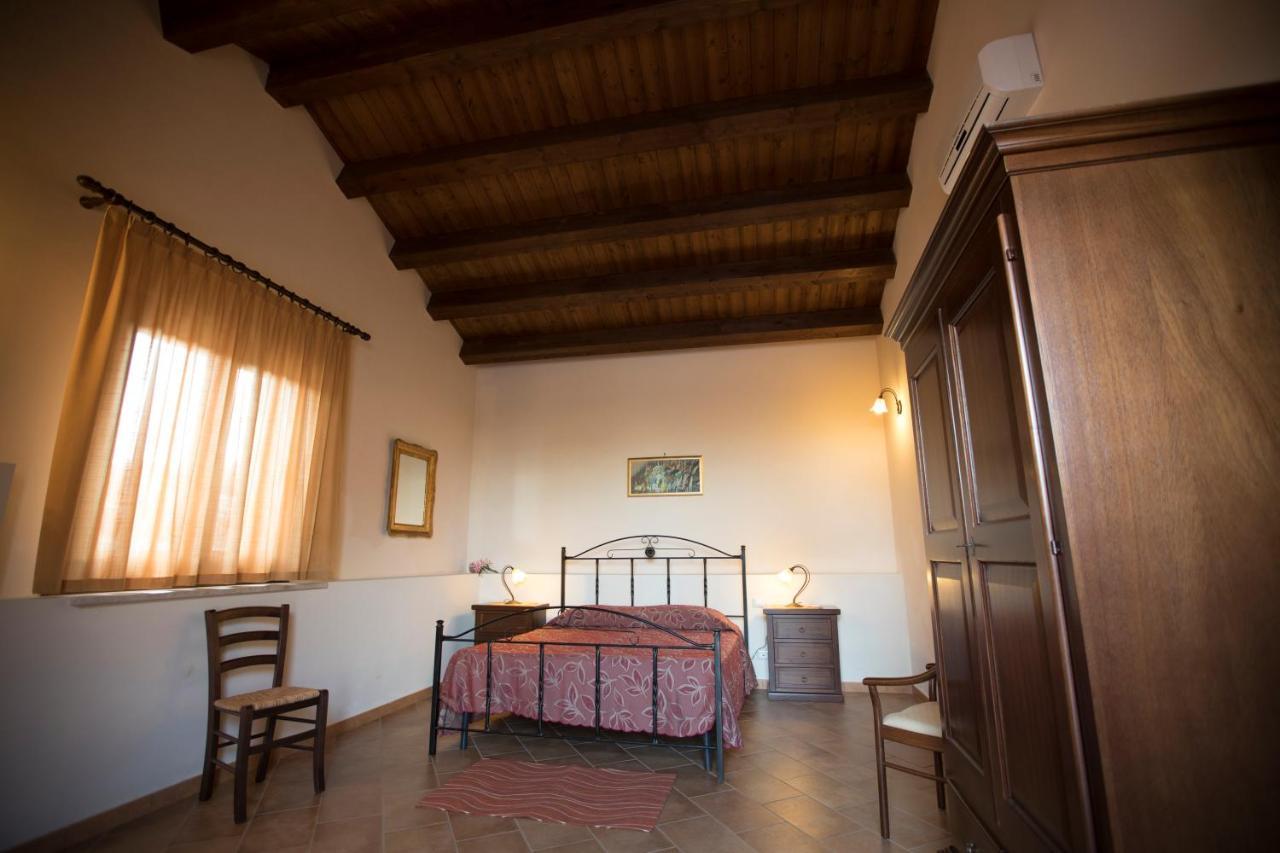 Agriturismo Antichi Granai Villa Calatafimi Exterior photo